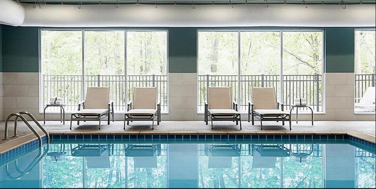 Holiday Inn Express & Suites - Bardstown By Ihg Buitenkant foto