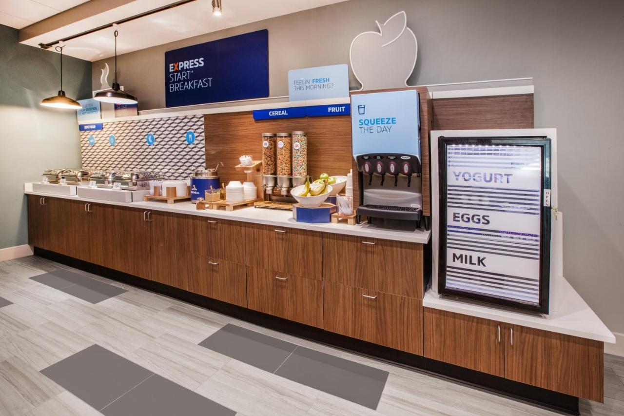 Holiday Inn Express & Suites - Bardstown By Ihg Buitenkant foto